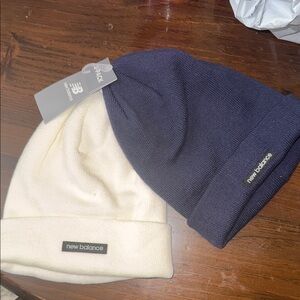New Balance Navy and Cream Beanie Set